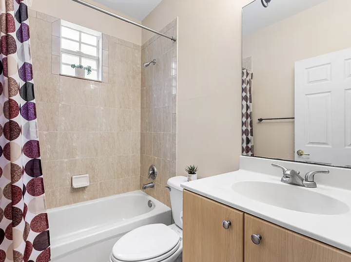 16-Downstairs Bathroom